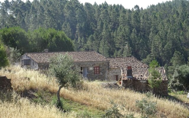 Palheiros da Ribeira