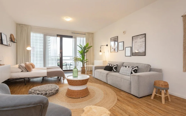 Apartment in Den Haag With Balcony