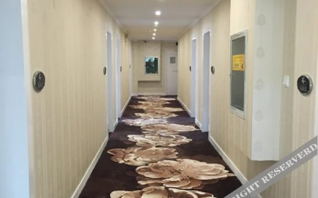 Xintian Yige Business Hotel