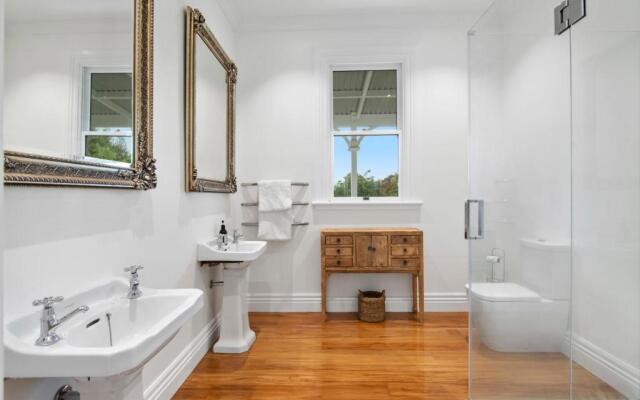 Botham's Beauty - Blenheim Holiday Home