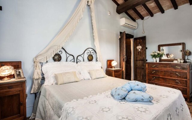 Rose Tower 6 2 in Rome