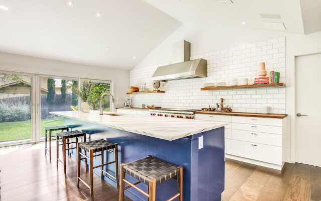 2602 Austin - 5 Br Home