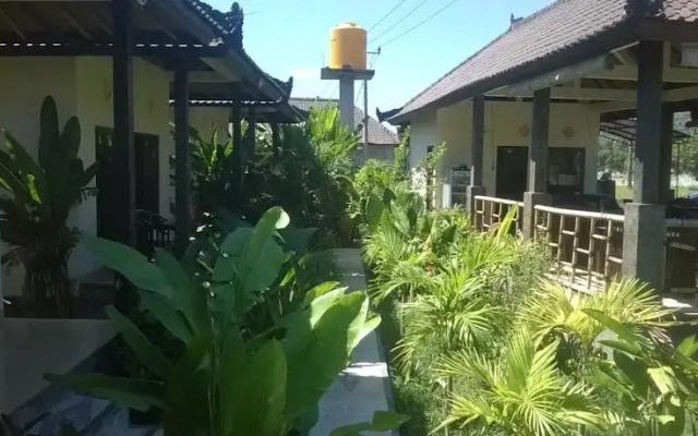 Dillons Bungalows and Restaurant