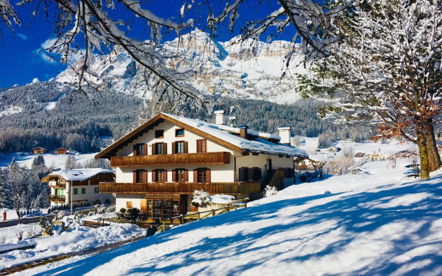 Hotel Menardi