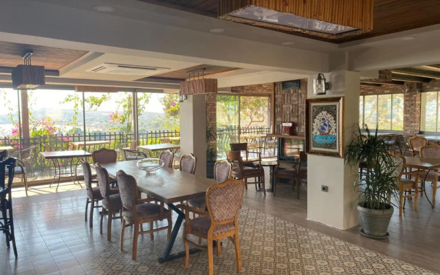 Assos Longevity Hotel