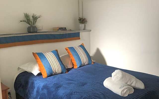 Budget Motel Rooms, 1Short St Morisset
