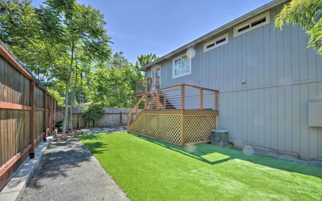 Close to Parks & Brews: Sunny Grants Pass Apt!