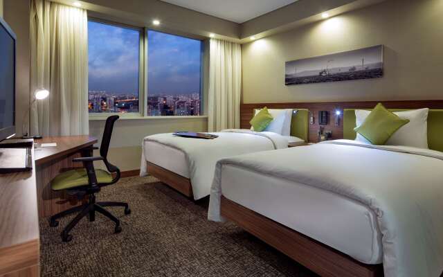 Hampton by Hilton Istanbul Kayasehir