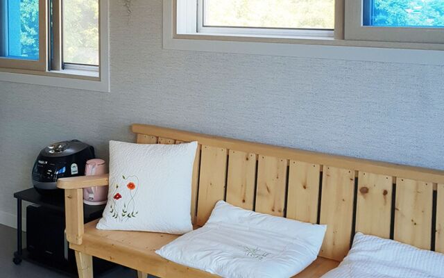 Pyramid Red Clay Pension