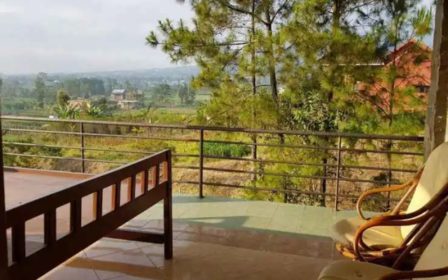 Villa Ayunisa