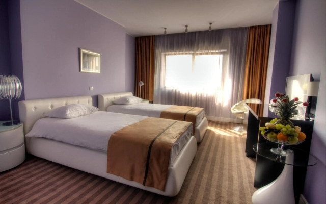 Hotel Dumbrava