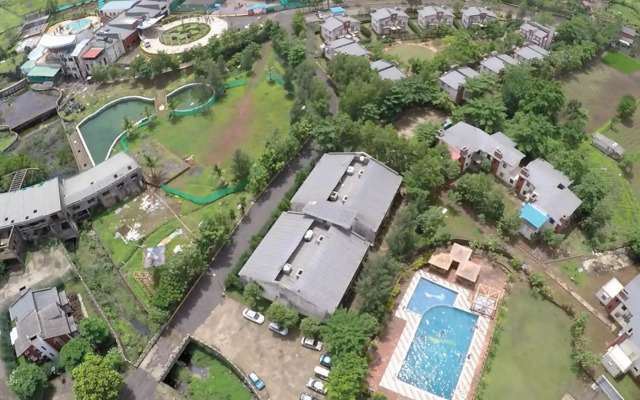 Mohili Meadows Resort