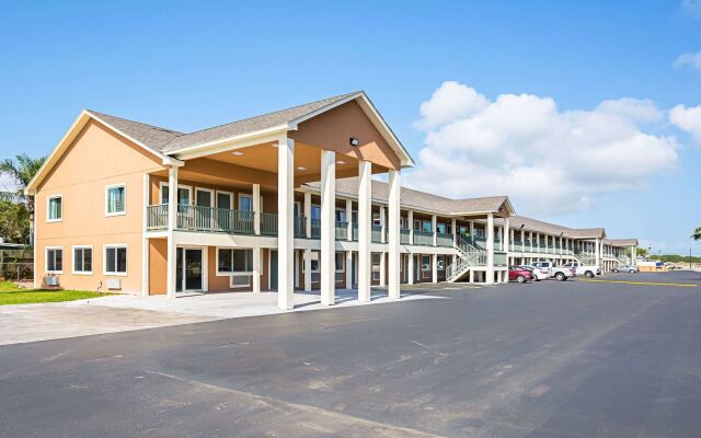 Quality Inn Rockport on Aransas Bay