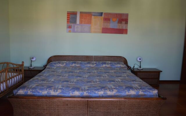 Comfortable 2 Bedroom Apartment - Beahost Rentals