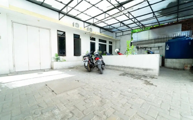 KoolKost Syariah near STIE Trianandra