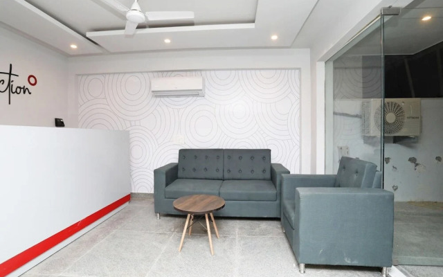 Palam Vihar By OYO Rooms