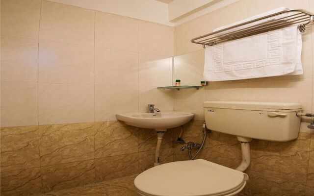 OYO 10234 Hotel Pancham