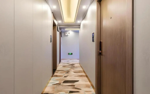 Hanting Hotel Kunming North Railway Station Metro Station