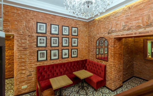 BookingSpb Грибоедова 22