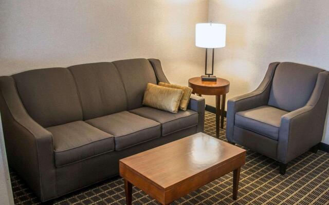 Comfort Suites Portland Southwest