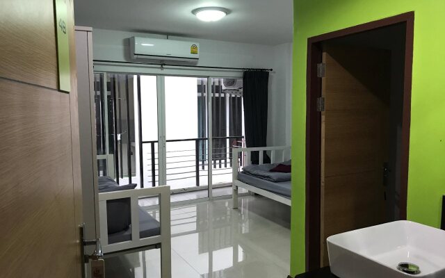 Bedbox Guesthouse & Hostel