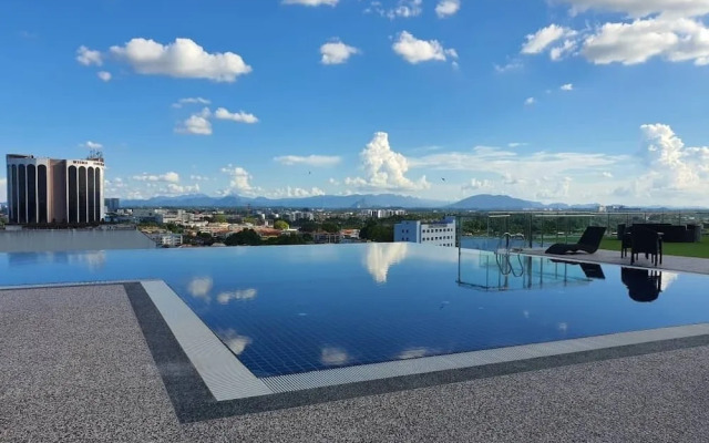 Regatta Suites Kuching