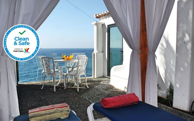Beachfront cottage in sunny Calheta – the ideal hideaway | Cottage do Mar