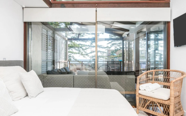 Your Luxury Escape - On The Bay