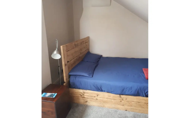 Ty Glyndwr Bunkhouse Bar and Cafe - Hostel