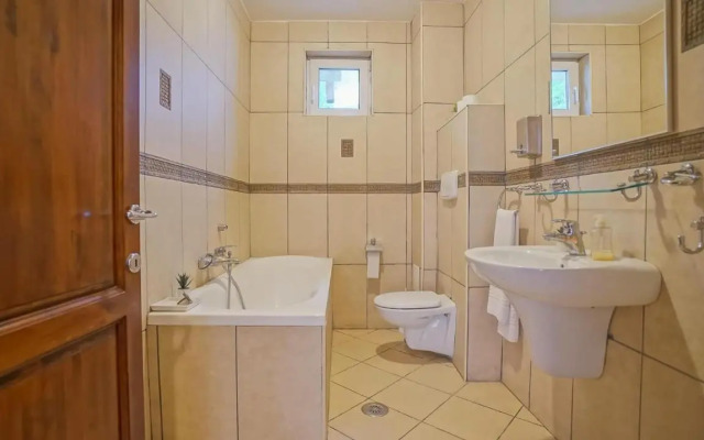 TreeZ Hostel