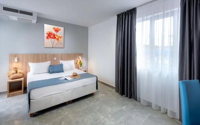 Martinez Aparthotel