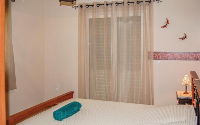 Stunning Home in Livanates With 2 Bedrooms