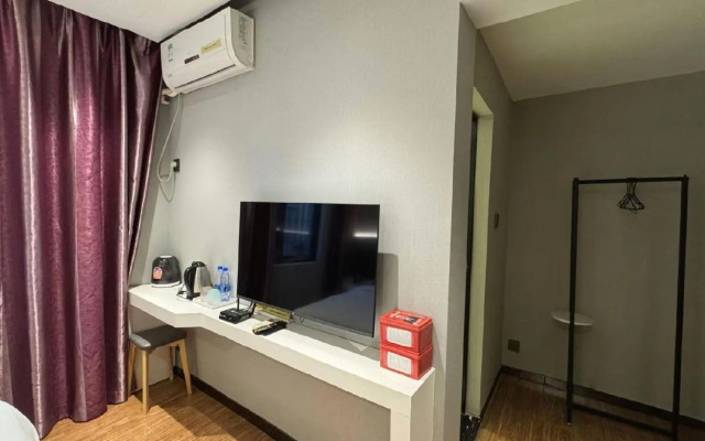 Dongjiang Hotel