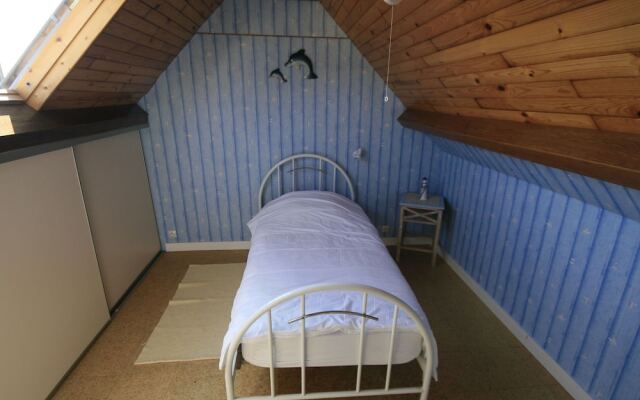 Cozy Holiday Home in Penmarch with Private Swimming Pool