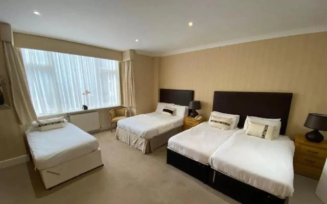 The Hinton Firs Hotel