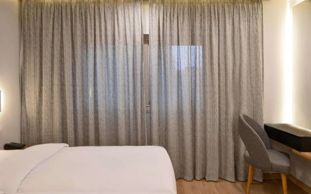 Parkside Boutique Furnished Apartments