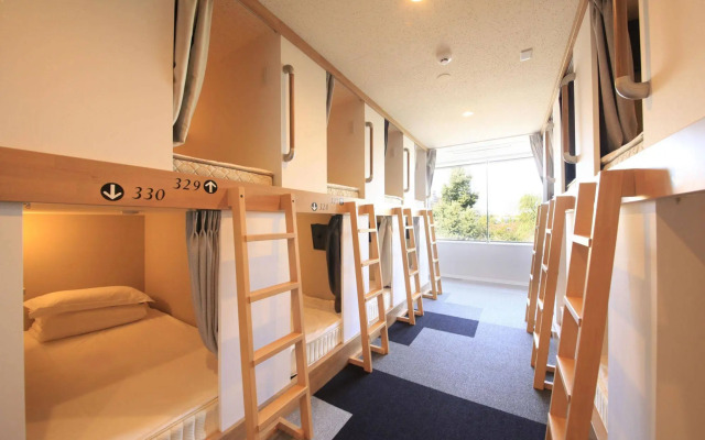 Centurion Ladies Hostel Ueno Park - Caters to Women
