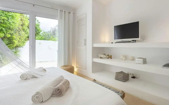 Holiday Home With Outdoor Barbecque