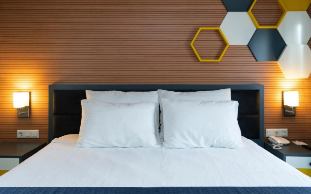 Letstay Hotel - Adults Only