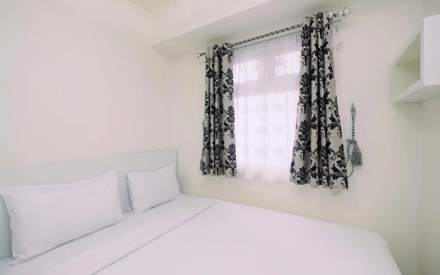 Relaxing 2BR at Green Pramuka Apartment