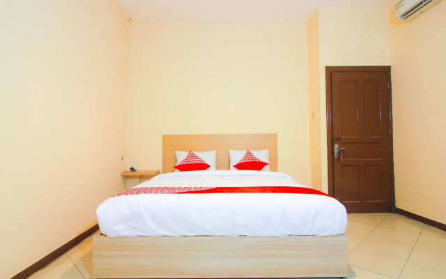 Hotel Intan by OYO