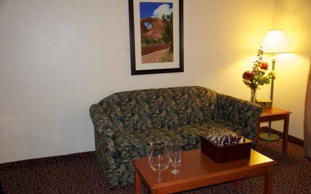 Barcelona Suites Albuquerque