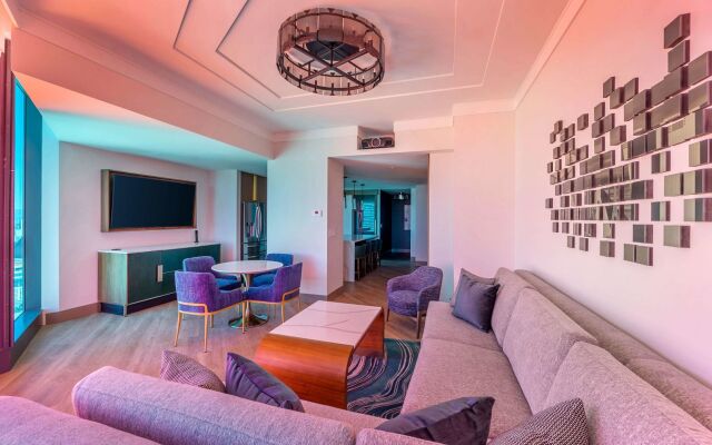 Hilton Grand Vacations Club Elara Center Strip Las Vegas