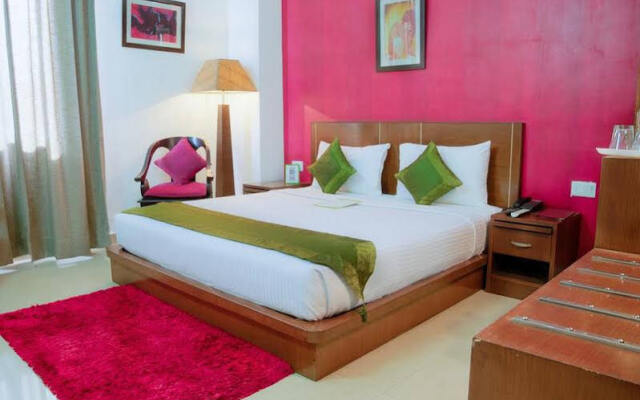 Treebo Corporate Suites