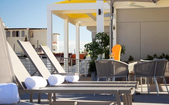 Palacio Provincial San Juan, Curio Collection by Hilton