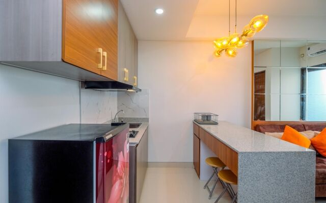 Nice And Comfort 2Br Apartment At Transpark Cibubur