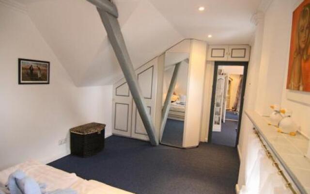 Sybille im alten Friesenhaus