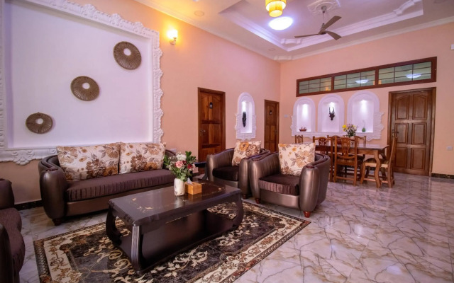 Sunny Palms Beach Bungalows