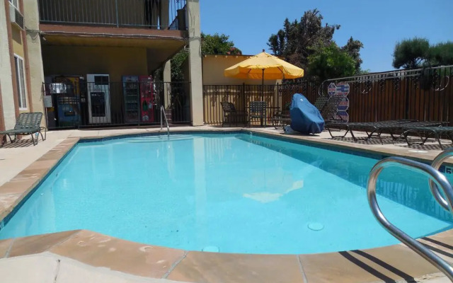 Motel Mediteran Escondido