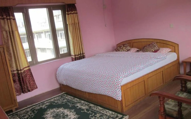 Hotel Lotus Inn
